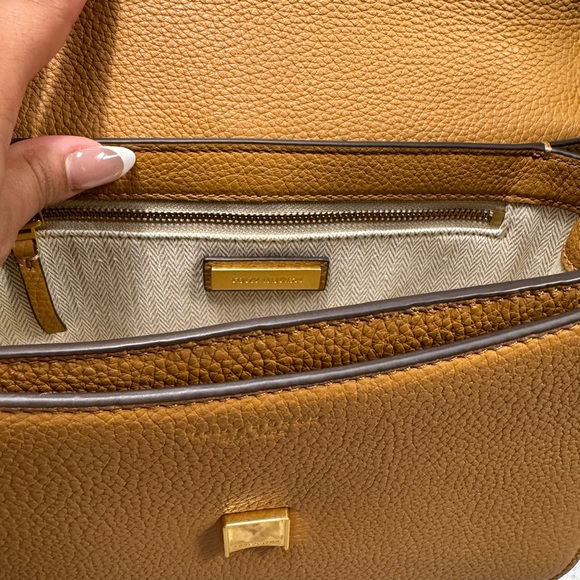 NEW Tory Burch Medium Britten Tiramisu Adjustable Shoulder - Picture 3 of 8